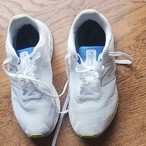 New Balance White and Blue Athletic Shoes